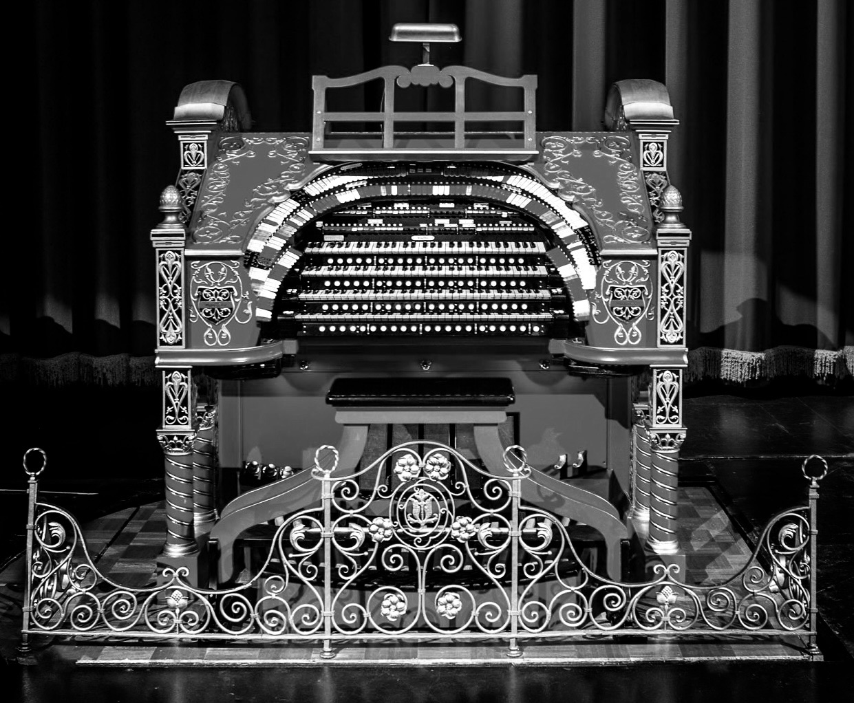 Alabama Theatre’s Mighty Wurlitzer Returns After Major Renovation