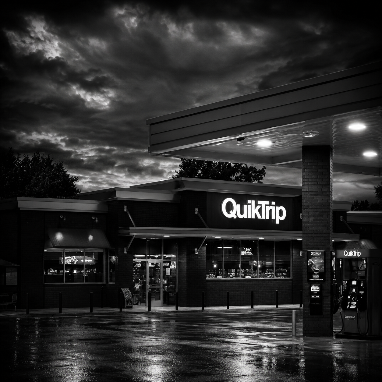 Bathroom Clash at Alabama QuikTrip Ignites Family-Access Debate